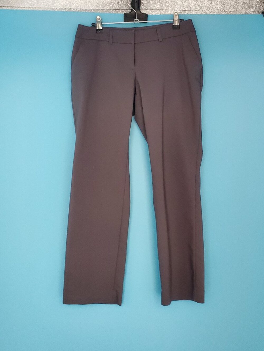 Apt. 9 Trousers Size 2P Torie Straight Gray Mid Rise